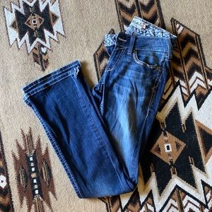 28L Ariat Jeans